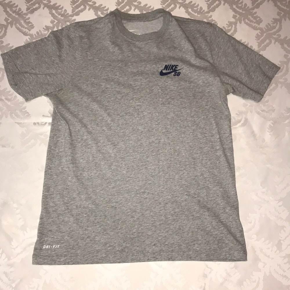 Grey Nike Dry-Fit shirt